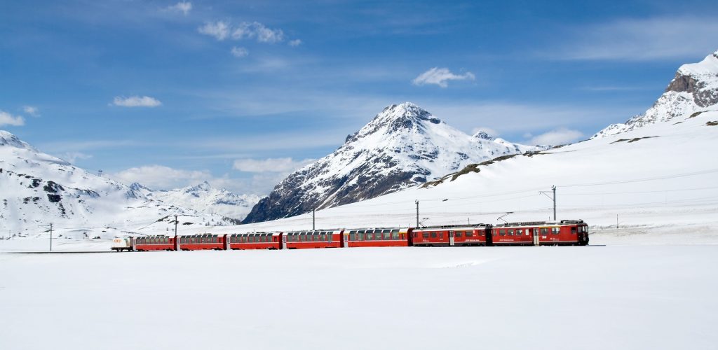 Trains suisses hiver