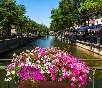 Village of Isle sur la Sorgue, in Vaucluse, in the Provence Alpes Côte d'Azur region, France